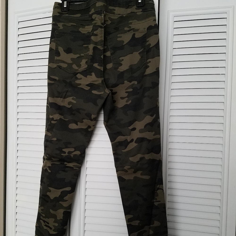 Fitted Pants